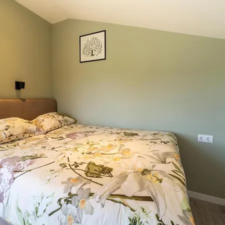 S Haven בית נופש *